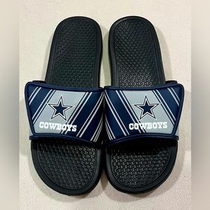 Dallas Cowboys Men’s New Sandals Medium 9-10